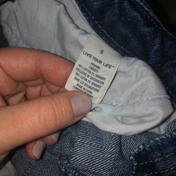 AE shorts - Picture 4 of 5